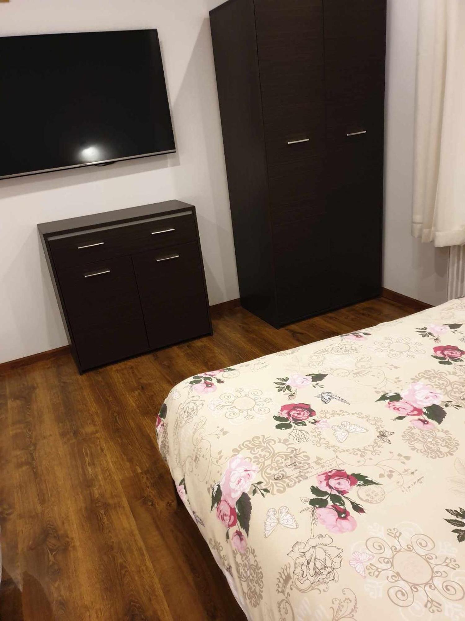 Lucy's Place Apartment